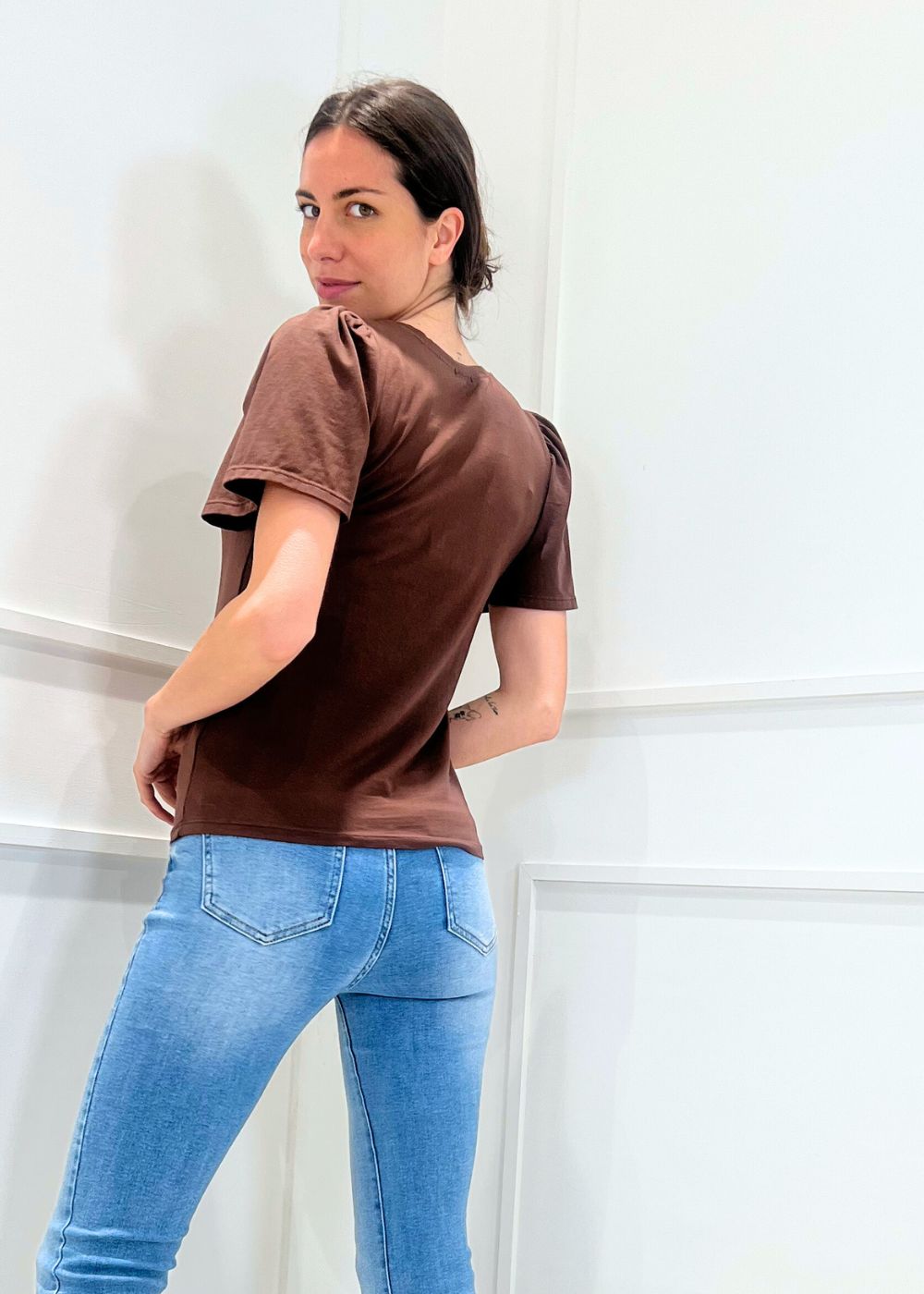 SUSY MIX - T-Shirt Manica Sbuffo - MARRONE